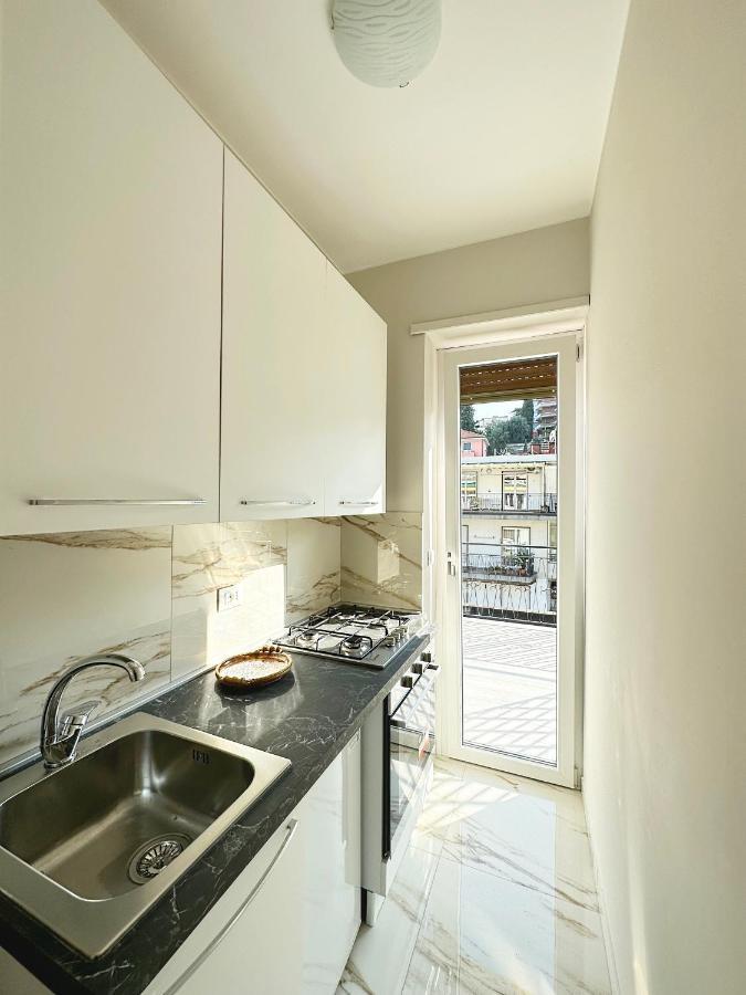 Apartamento Wh - Un Posto Al Sole - Attico Monolocale Con Parcheggio Gratuito - 5 Minuti Dal Centro - Wifi San Remo Exterior foto